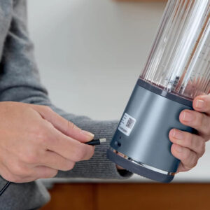 Mini Licuadora Portátil Recargable Ninja Blast 18oz - Imagen 5