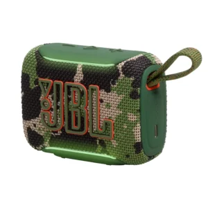 Parlante JBL GO 5 militar camuflaje en ángulo con correa y USB-C