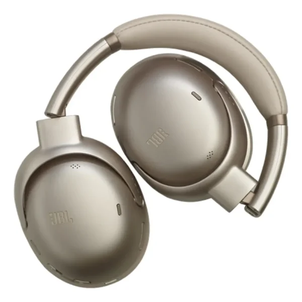 Audifonos JBL Tour One M3 TWS Bronce champán plegados en vista compacta sobre fondo blanco