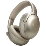 Audifonos JBL Tour One M3 TWS Bronce color champán dorado en vista angular con almohadillas beige