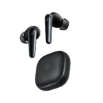 Audífonos Anker Soundcore Tws Liberty 5 Negro con estuche de carga sobre fondo blanco